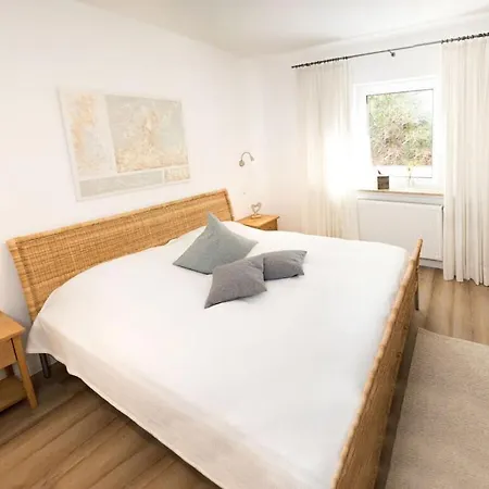 Hébergement de vacances The Waldhaus Modern Retreat Neerdar